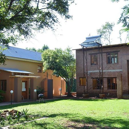 Bed&Breakfast in Hatfield Pretoria-Noord Exterior foto