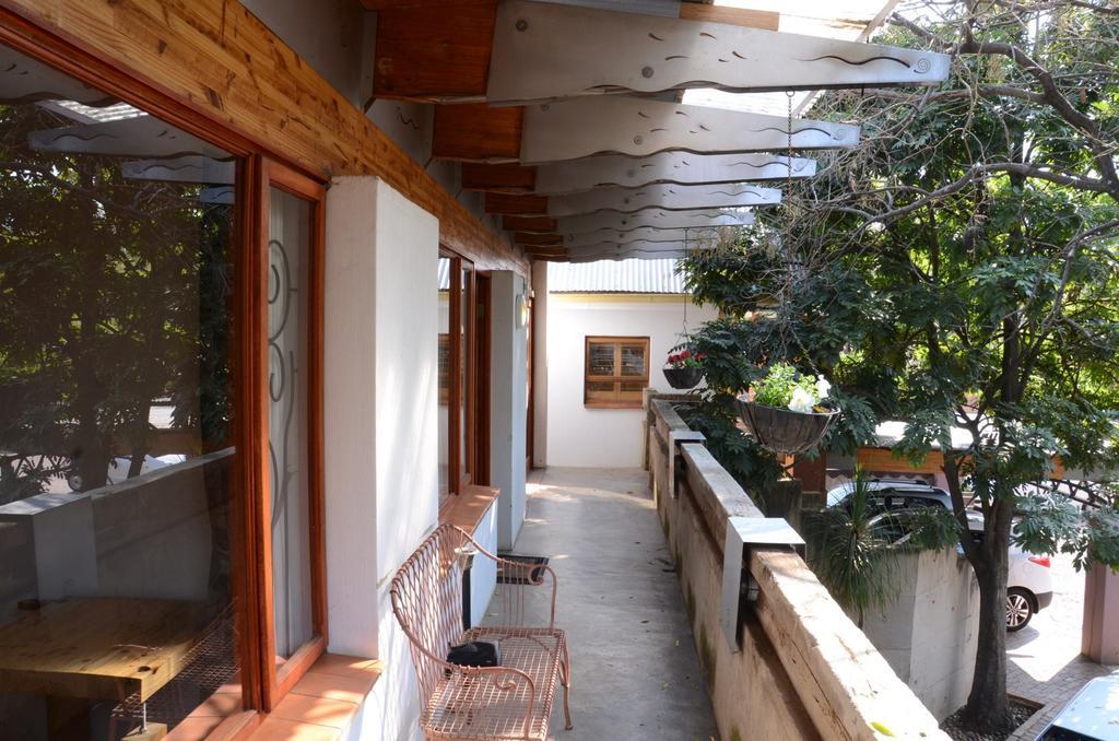 Bed&Breakfast in Hatfield Pretoria-Noord Exterior foto