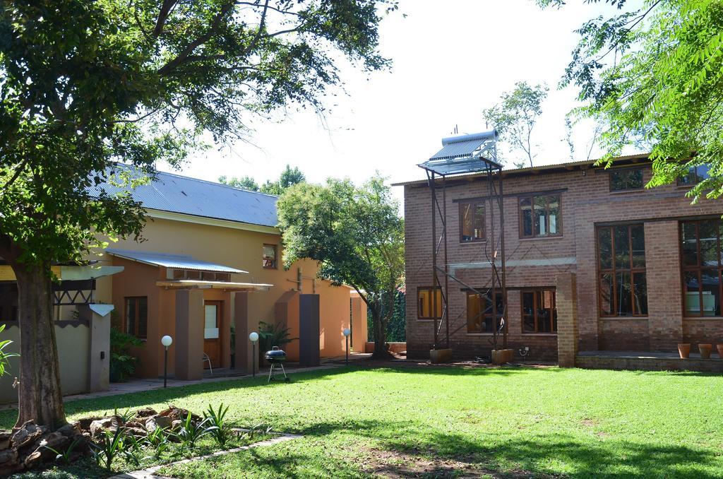 Bed&Breakfast in Hatfield Pretoria-Noord Exterior foto